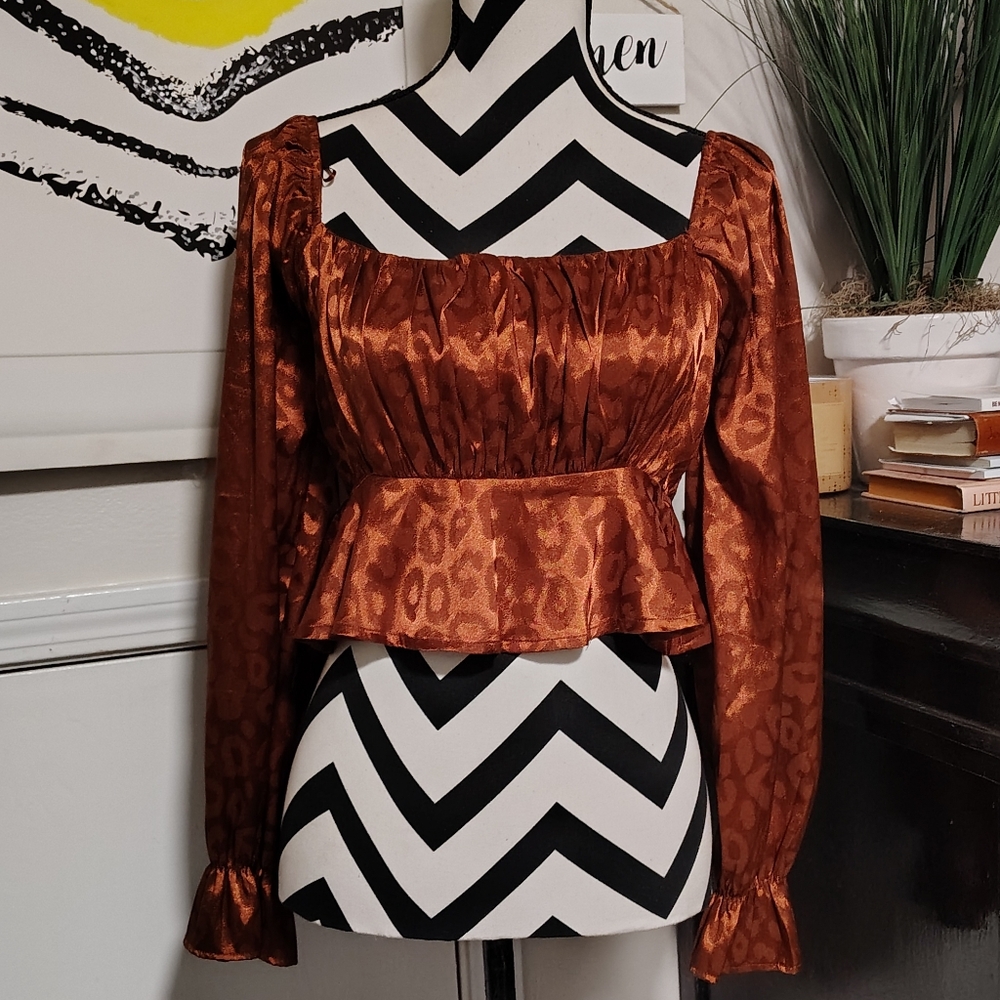 idem ditto Copper Animal Print Cropped Silky Top Shirring Women's Small Retro